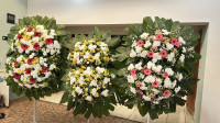 Arranjo e Coroa de Flores